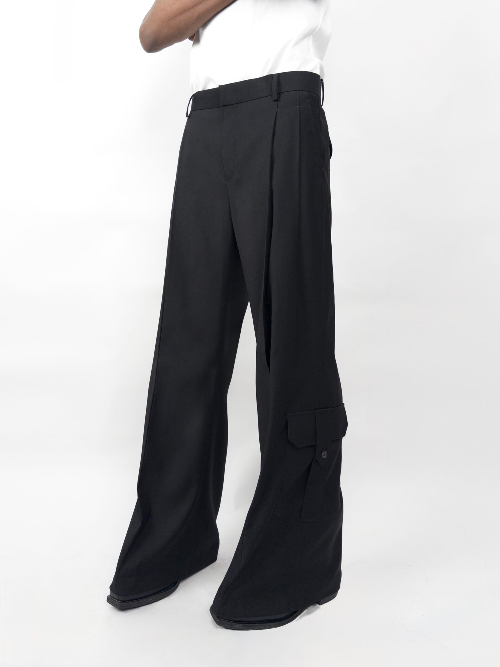 THE VEIL PLEATED TROUSERS