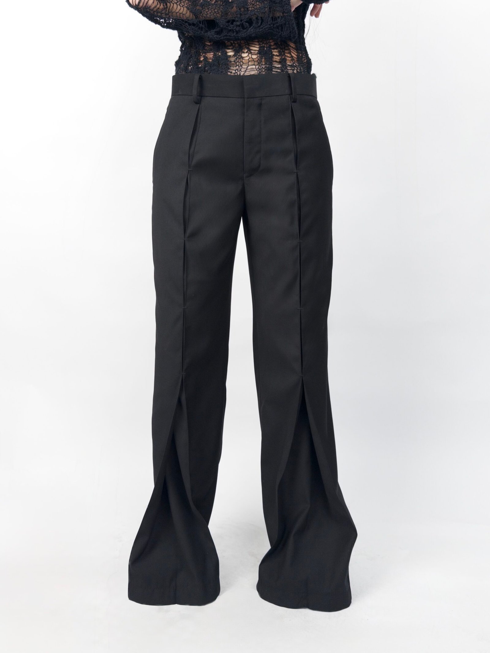 THE BLADE TROUSERS (Low-rise Waist)